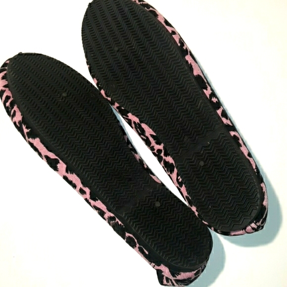 Animal Print Slip-On Flats - Picture 5 of 5